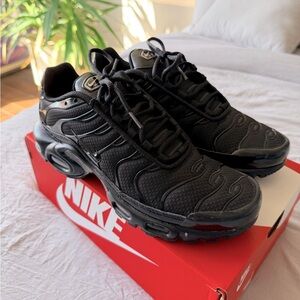 Air Max Plus Triple Black